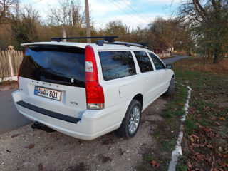 Volvo V70 foto 8