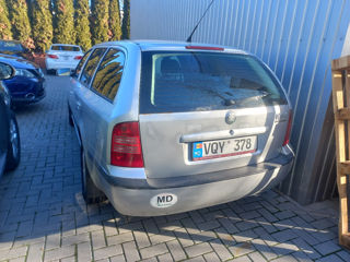 Skoda Octavia foto 2