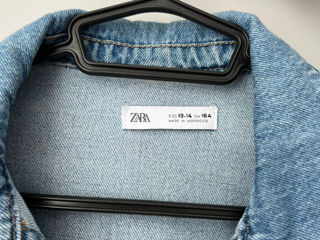 Vând geaca din jeans(Zara) foto 2