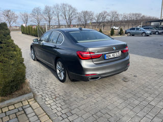 BMW 7 Series foto 2