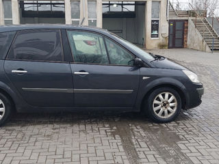 Renault Grand Scenic foto 3