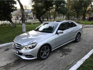 Mercedes E Class foto 2