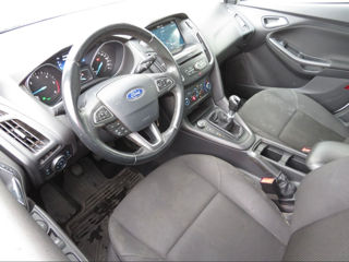 Ford Focus foto 16