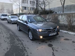 Nissan Almera foto 5