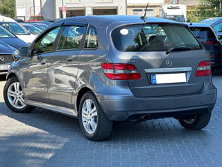 Mercedes B-Class foto 5