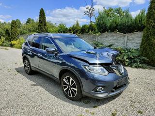 Nissan X-Trail foto 1