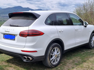 Porsche Cayenne foto 2