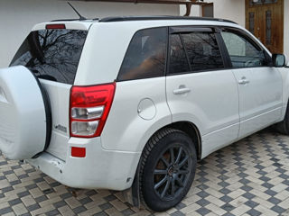 Suzuki Grand Vitara foto 2