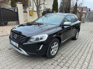 Volvo XC60 foto 2