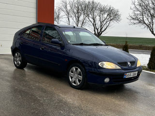 Renault Megane foto 3