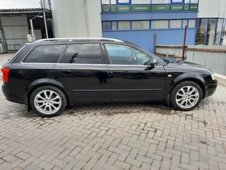 Audi A4 foto 5