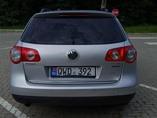 Volkswagen Passat foto 3