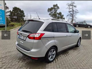 Ford Grand C-MAX фото 8