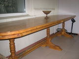 большой гостинный стол (дуб) foto 1