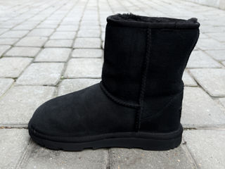 UGG Classic II Boot. Размер 35. Оригинал. в идеальном состоянии. foto 8