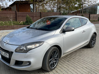 Renault Megane foto 2