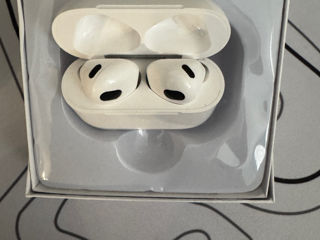 AirPods 3  фото 1