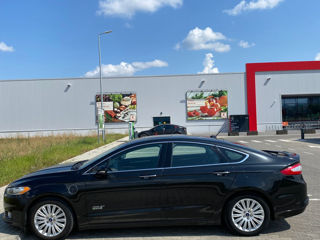 Ford Fusion foto 2