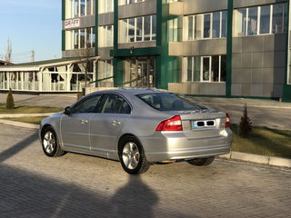 Volvo S80 foto 2