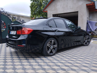 BMW 3 Series foto 10