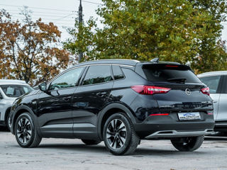 Opel Grandland X foto 2