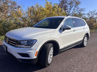 Volkswagen Tiguan foto 2