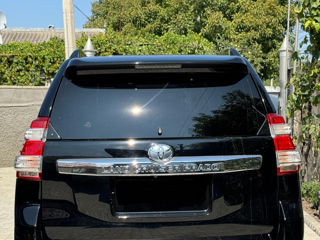 Toyota Land Cruiser Prado foto 2