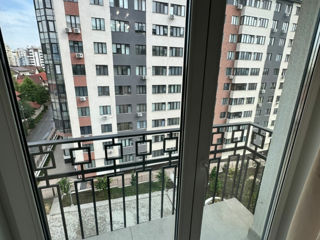 Apartament cu 1 cameră, 43 m², Buiucani, Chișinău foto 8