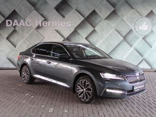 Skoda Superb foto 2