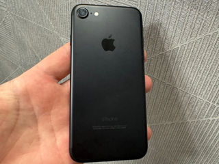 iPhone 7 - 128gn - in stare foarte buna! foto 3