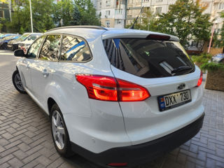 Ford Focus foto 6