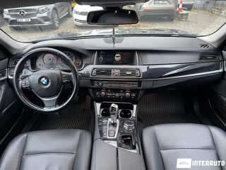 BMW 5 Series foto 10