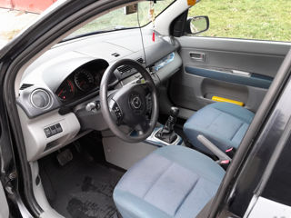 Mazda 2 foto 4