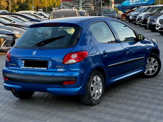 Peugeot 206 foto 5