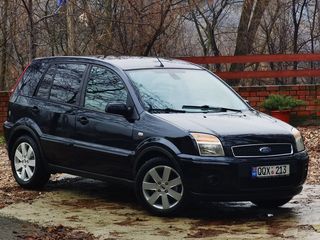 Ford Fusion foto 1