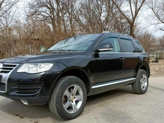 Volkswagen Touareg foto 8