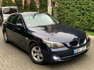 BMW 5 Series foto 12