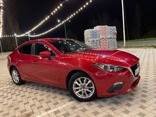 Mazda 3 foto 1