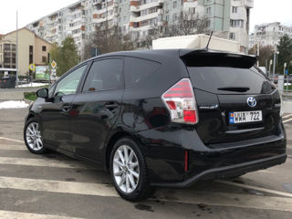 Toyota Prius + foto 4