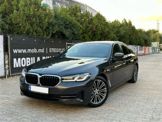 BMW 5 Series foto 2