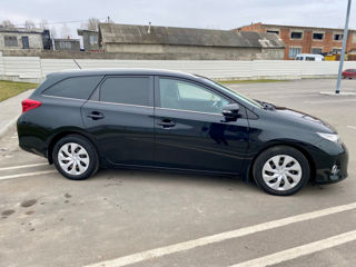 Toyota Auris foto 6