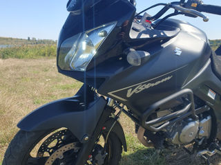 Suzuki V-strom DL650 foto 6