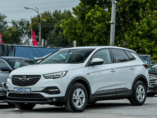 Opel Grandland X foto 1