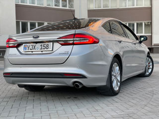 Ford Fusion foto 3