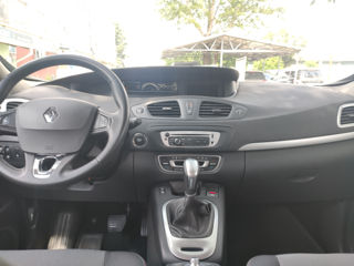 Renault Grand Scenic foto 9