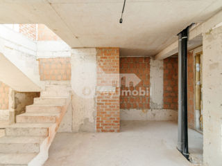 Townhouse cu 3 nivele, 190 mp, Centru, 300 000 € foto 9