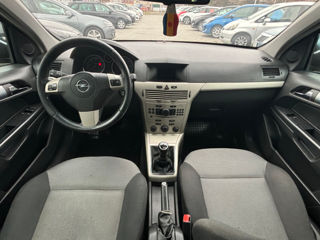 Opel Astra foto 9