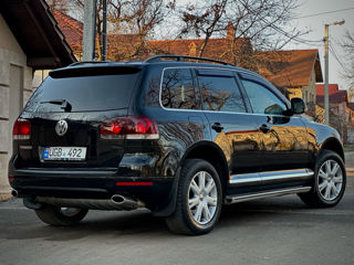 Volkswagen Touareg foto 4