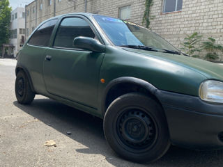 Opel Corsa foto 2