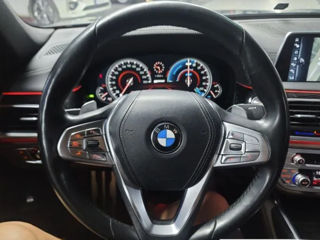 BMW 7 Series foto 8